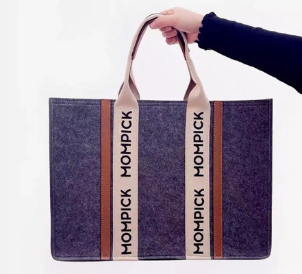Business Cosmetics Jewelry Packaging Bags Shopping Bags Gift Paper Bag With Ribbon Bow