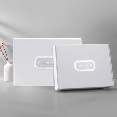 Custom Silver Foil Stamped Logo Clothing Cosmetic Packaging Boxes Credit Card Gift Packaging Boxes