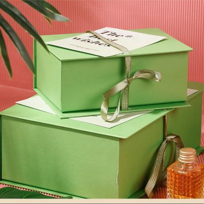Customized Foldable Cardboard Box Birthday Rigid Empty Packaging Large Ritual Gift Box Flip Book Box