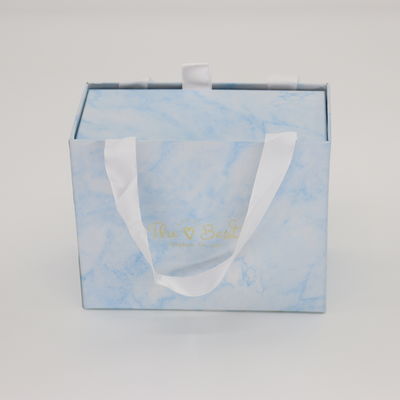 Valentine's Day wholesale customized gift packaging box with handle cardboard drawer packaging box