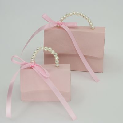 Delicate Valentine'S Day Candy Gift Box Wedding Gift Box Packaging With Handle And Ribbon