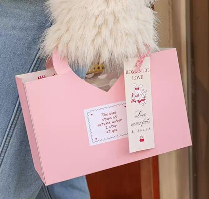 Factory Wholesale Valentine'S Day Gift Packaging Gift Bags Baked Candy Flowers Wedding Gift Boxes Custom Size Logo