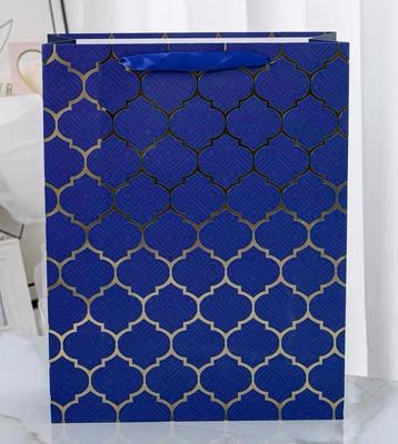 Customized Paper High-End Gift Bags Bulk Printed Logos Clothing Store Shopping Bags Foldable