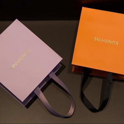 Customized Paper Luxury Beauty Salon Cosmetic Bags Gifts Souvenirs Small Gifts Bags