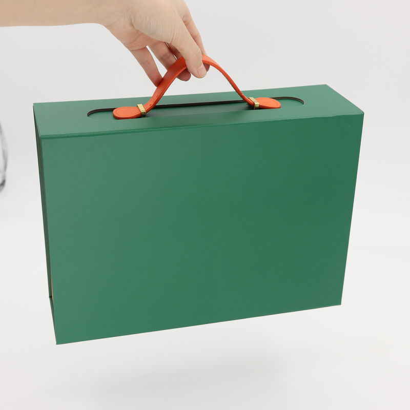 Luxury Customized  Cardboard Magnet Folding Packaging Boxes with handle For Foldable Magnetic Gift Box
