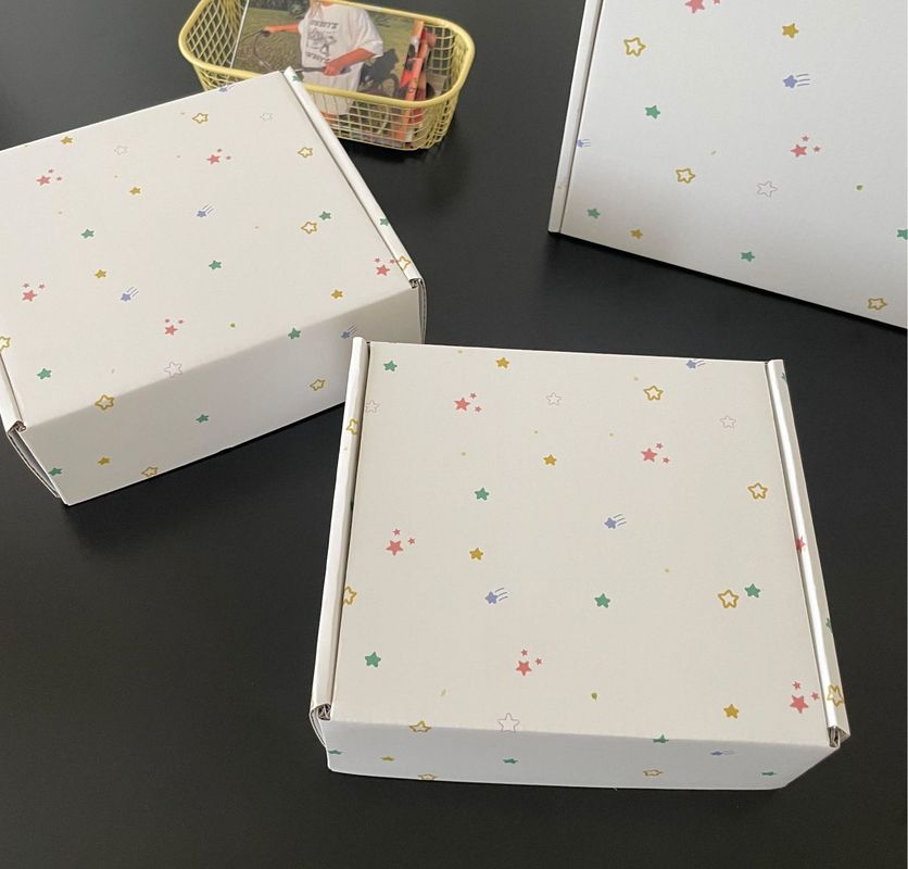 Branded Shipping Mailer packaging Paper Boxes With Custom Logo Printing