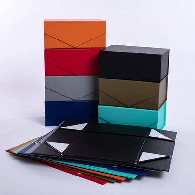 Magnetic Closure Cardboard Paper Folding Luxury Gift Box Cardboard Packaging Custom Print Logo