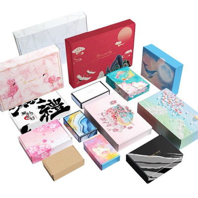 Boîtes en carton Vêtements pour bébés Chaussures ondulées Emballage papier Expédition Boîtes de messagerie Logo personnalisé