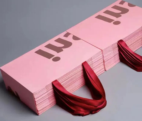 Buen precio Impresión personalizada desechable de logotipo bolsas de papel de varios colores con mango en línea