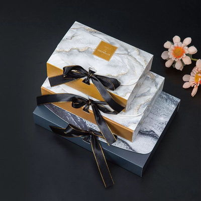 Small White Green Folding Carton Packaging Custom Packaging Boxes For Medicine Cosmetic Packaging