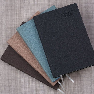 Bom preço Moda de cores personalizadas de capa dura de couro A5 Diário de anotações logotipo com banda elástica on-line