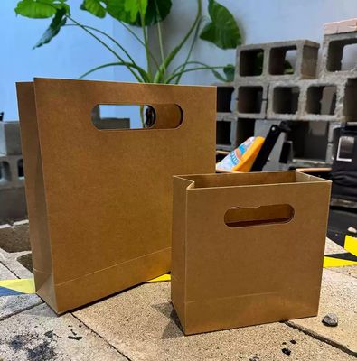 Túi giấy kraft chất lượng cao lỗ dày đặc túi xách đặc biệt túi quà tặng hình vuông túi đóng gói quà tặng lưu trữ logo tùy chỉnh