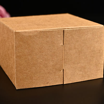 좋은 가격 편리한 접는 Kraft 종이 케이크 박스 컵 케이크 및 디저트용 식품 등급 재료 온라인으로