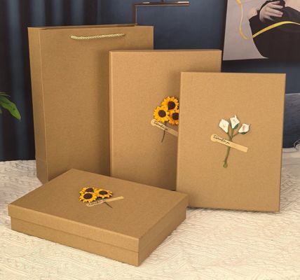 Bom preço Custom Large Kraft Paper Gift Box For Clothing Scarf  Birthday Packaging Box With Lid Simple Design With Custom Logo on-line