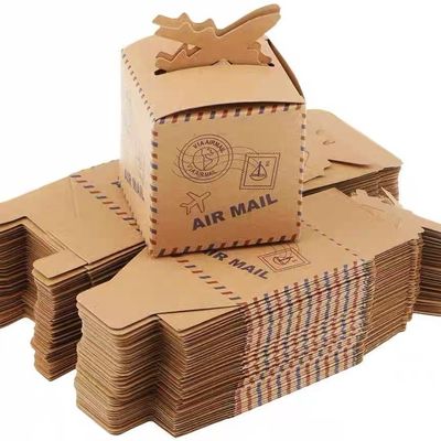 Dobra cena. Pudełko na ślubne cukierki Kraft Paper Airplane Pattern Creative Wedding Cukierki na ślubne cukierki w Internecie