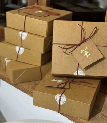 Bom preço Caixas de Presente de Papel Kraft para Chá da Tarde Embalagens Recicláveis Vazias para Guloseimas e Lembrancinhas on-line